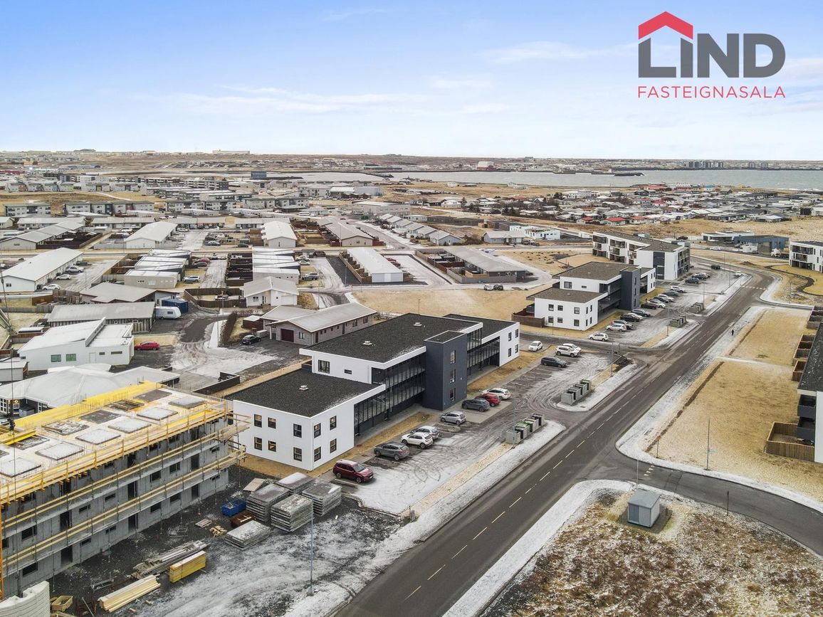 Dalsbraut 6, 260 Reykjanesbær