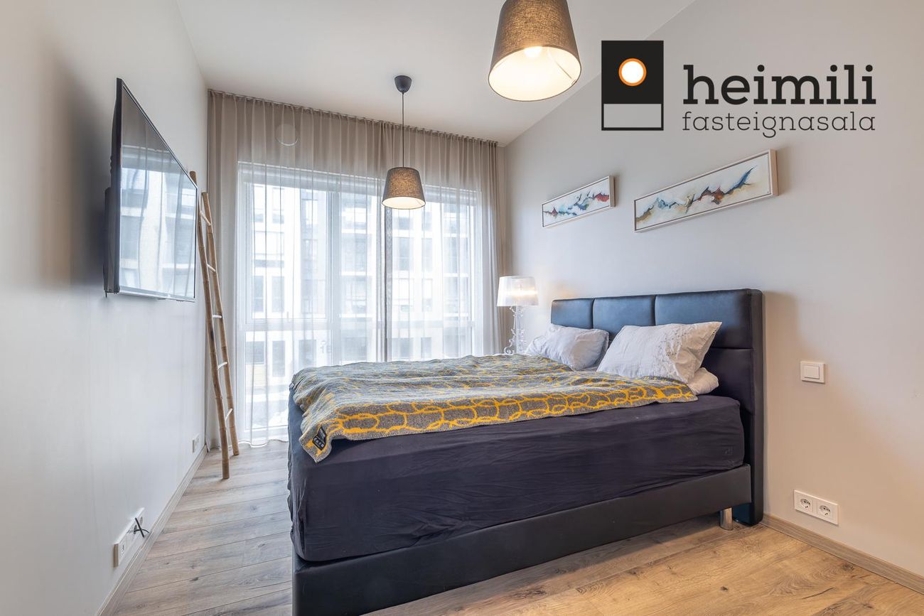 Grensásvegur 1E, 108 Reykjavík