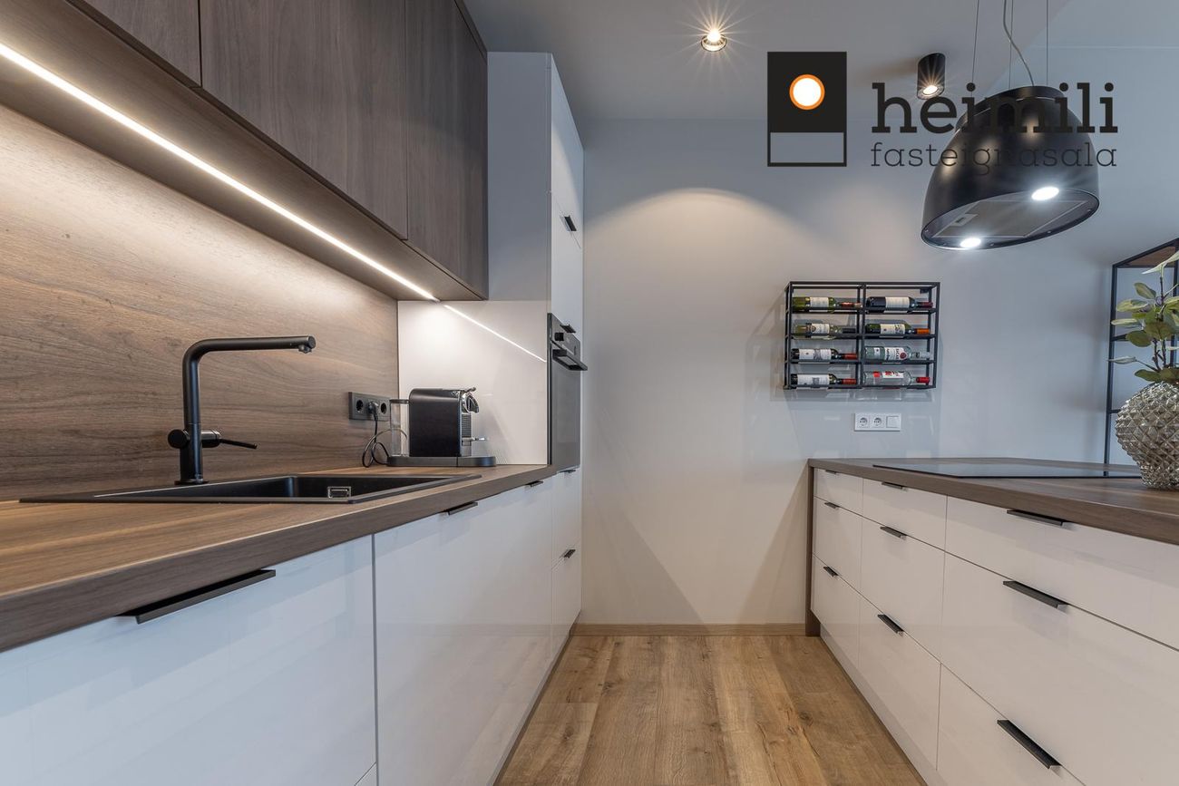 Grensásvegur 1E, 108 Reykjavík