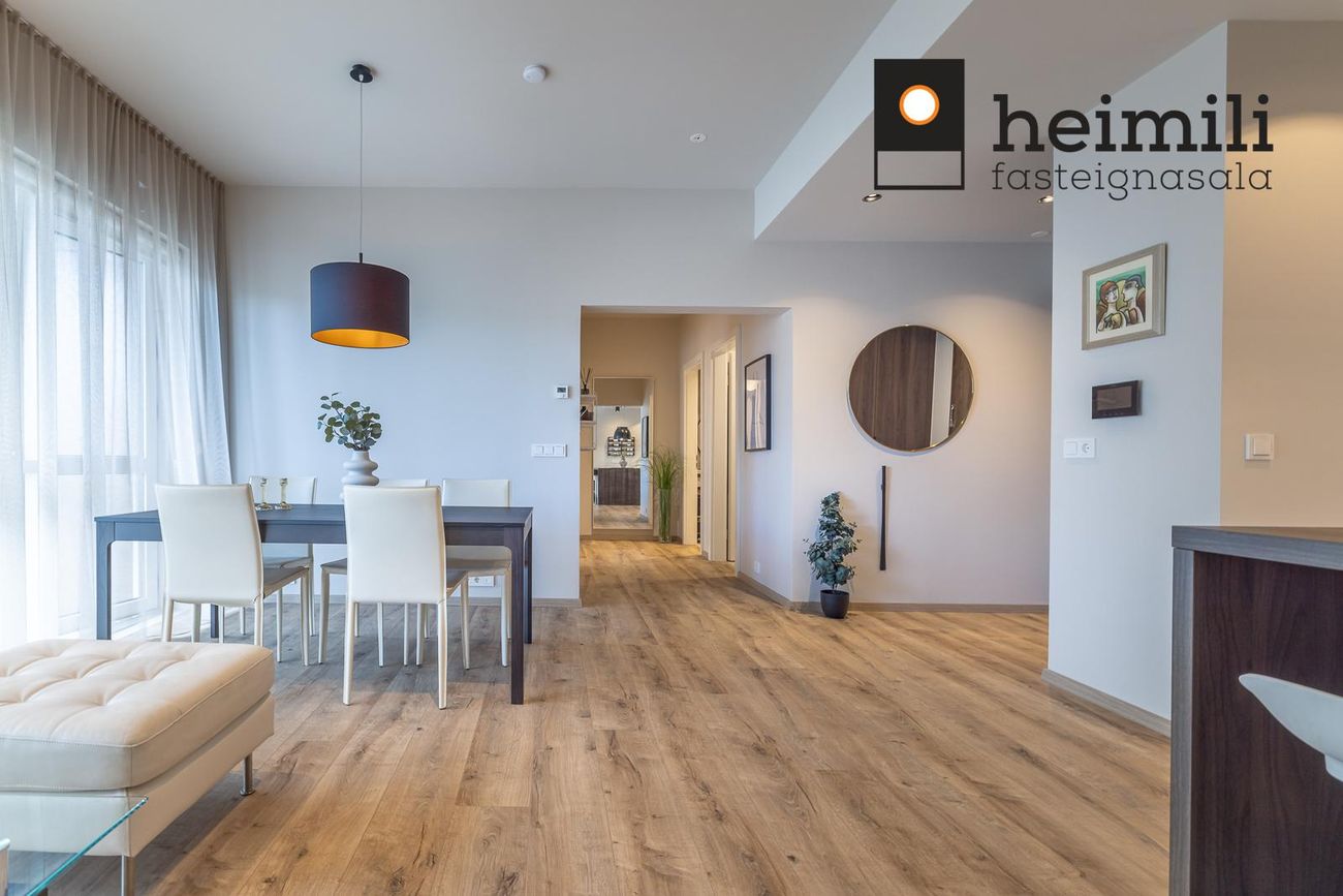 Grensásvegur 1E, 108 Reykjavík