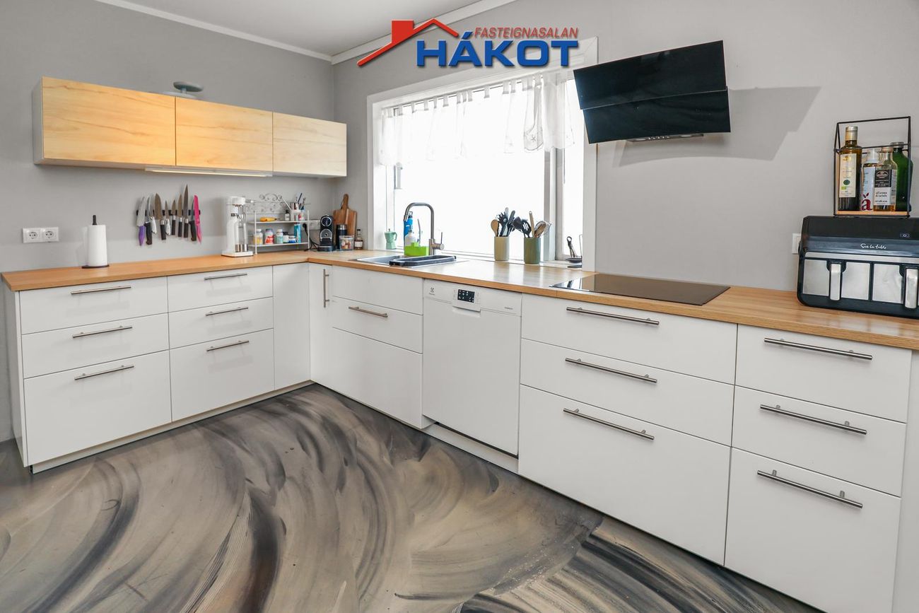 Kirkjubraut 19, 300 Akranes