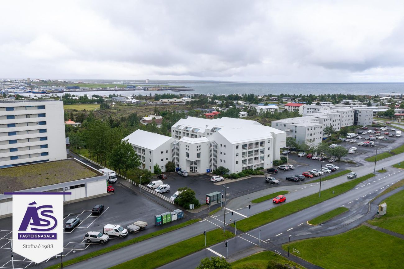 Hjallabraut 33, 220 Hafnarfjörður