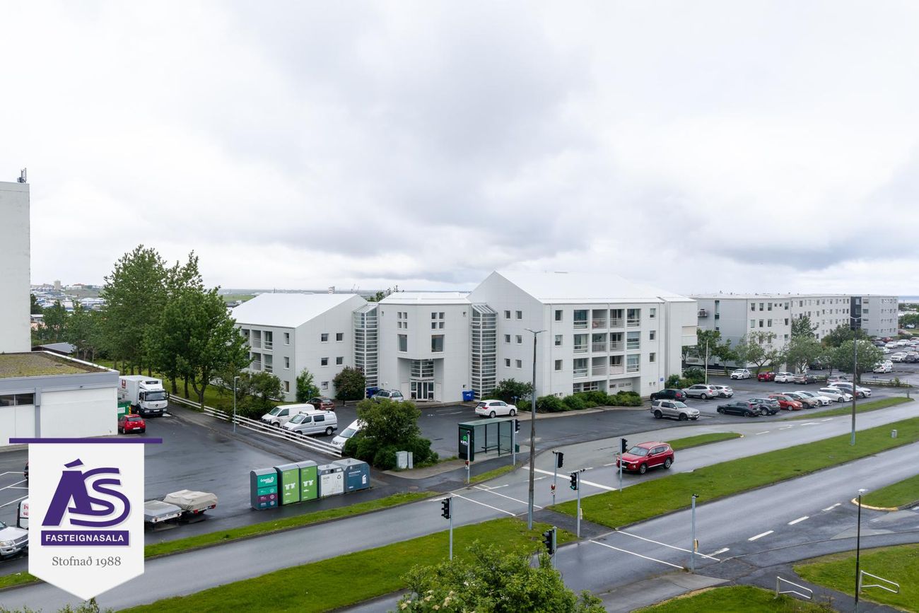 Hjallabraut 33, 220 Hafnarfjörður