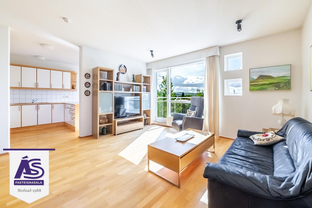 Hjallabraut 33, 220 Hafnarfjörður