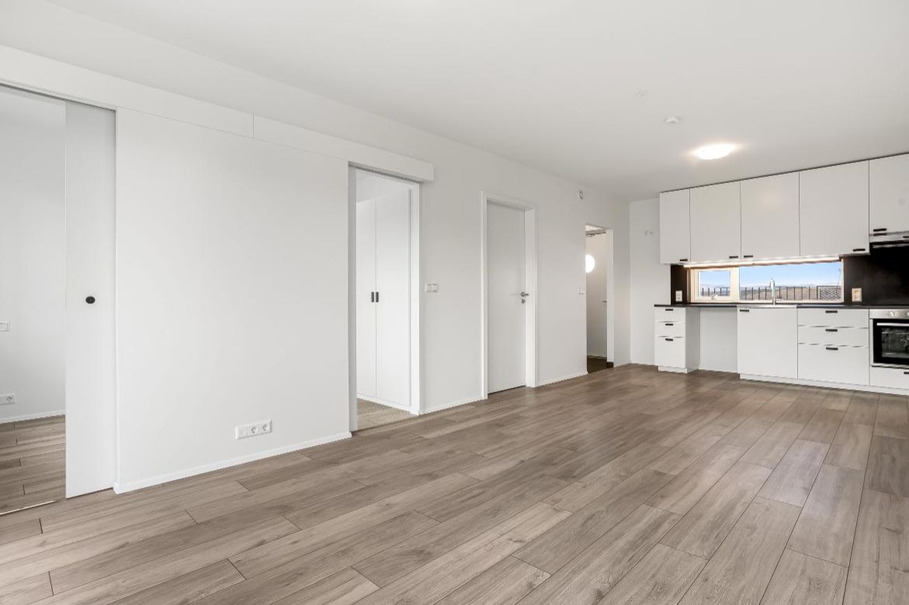 Jöfursbás 11D, 112 Reykjavík