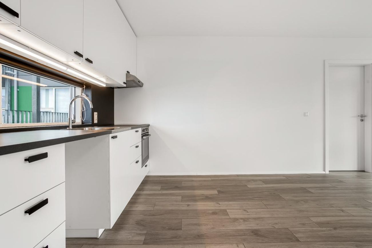 Jöfursbás 11D, 112 Reykjavík