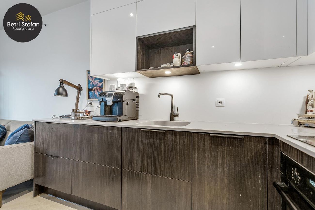 Hafnarbraut 14B - 0106, 200 Kópavogur