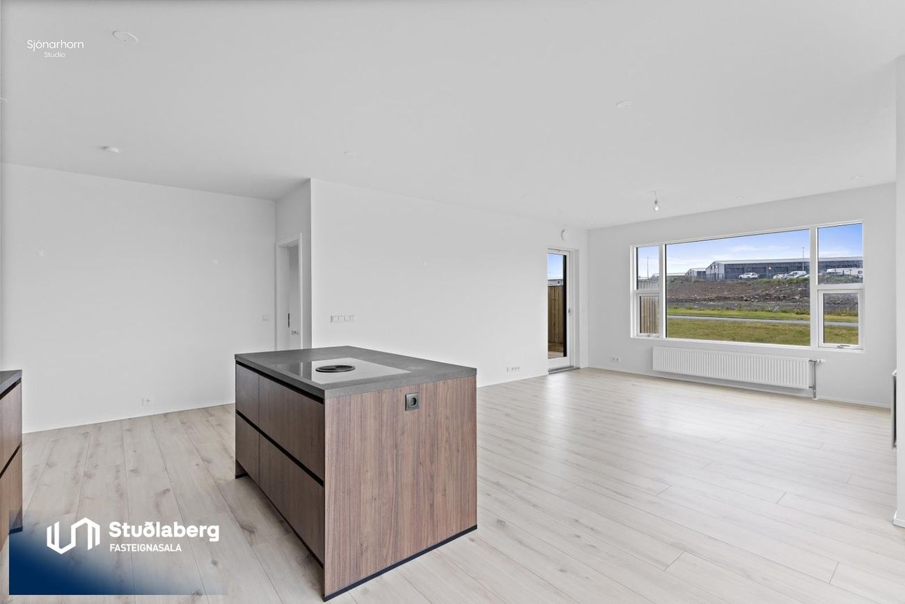 Asparlaut 24 - 0203, 230 Reykjanesbær