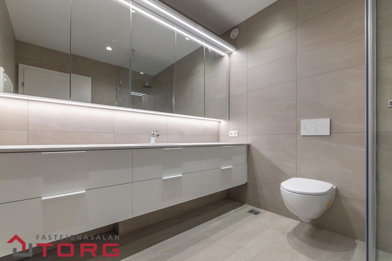 Naustavör 62 - 0308, 200 Kópavogur