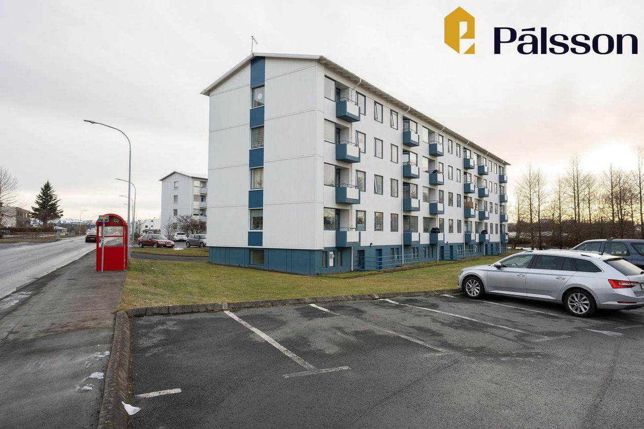 Gnoðarvogur 34, 104 Reykjavík