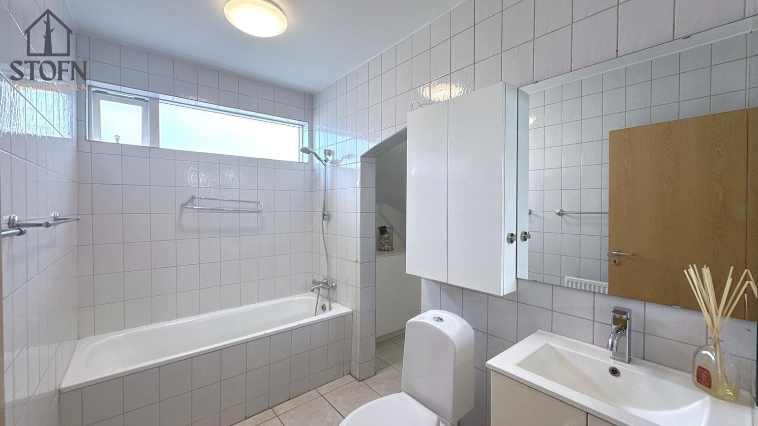Smáratún 37, 230 Reykjanesbær