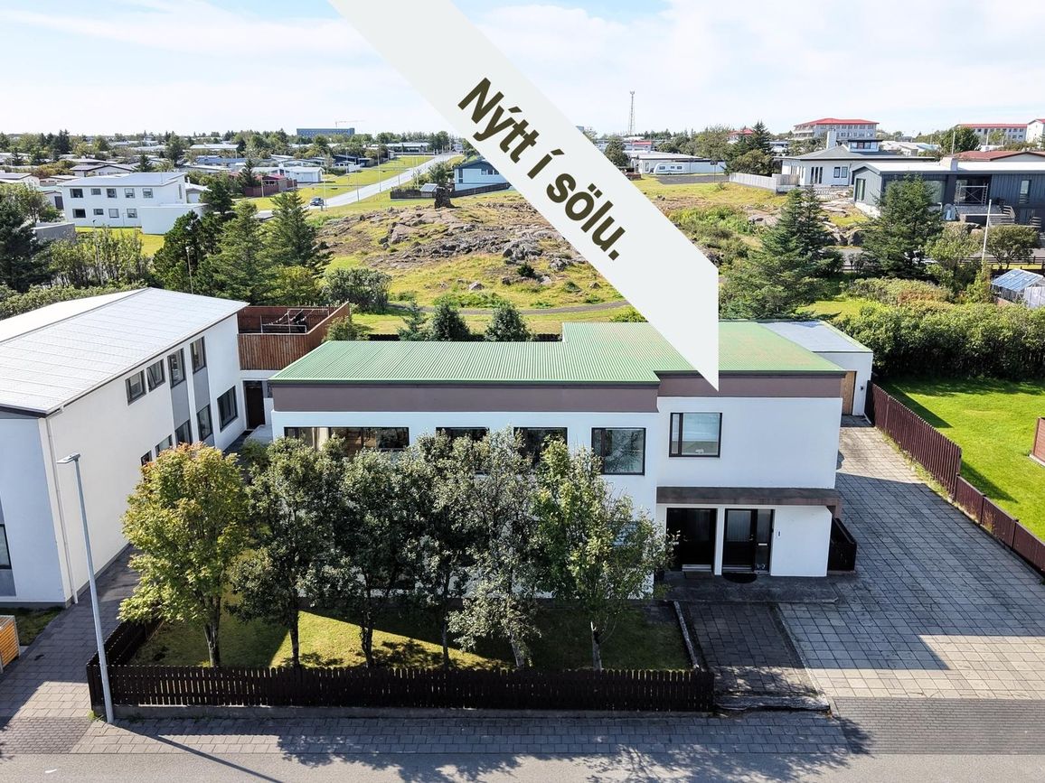 Smáratún 37, 230 Reykjanesbær