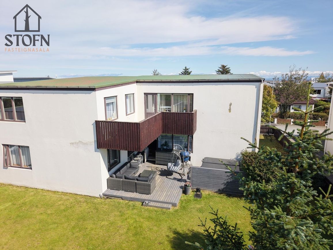Smáratún 37, 230 Reykjanesbær