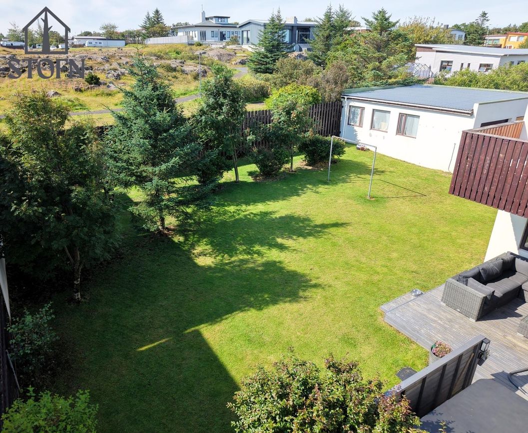 Smáratún 37, 230 Reykjanesbær