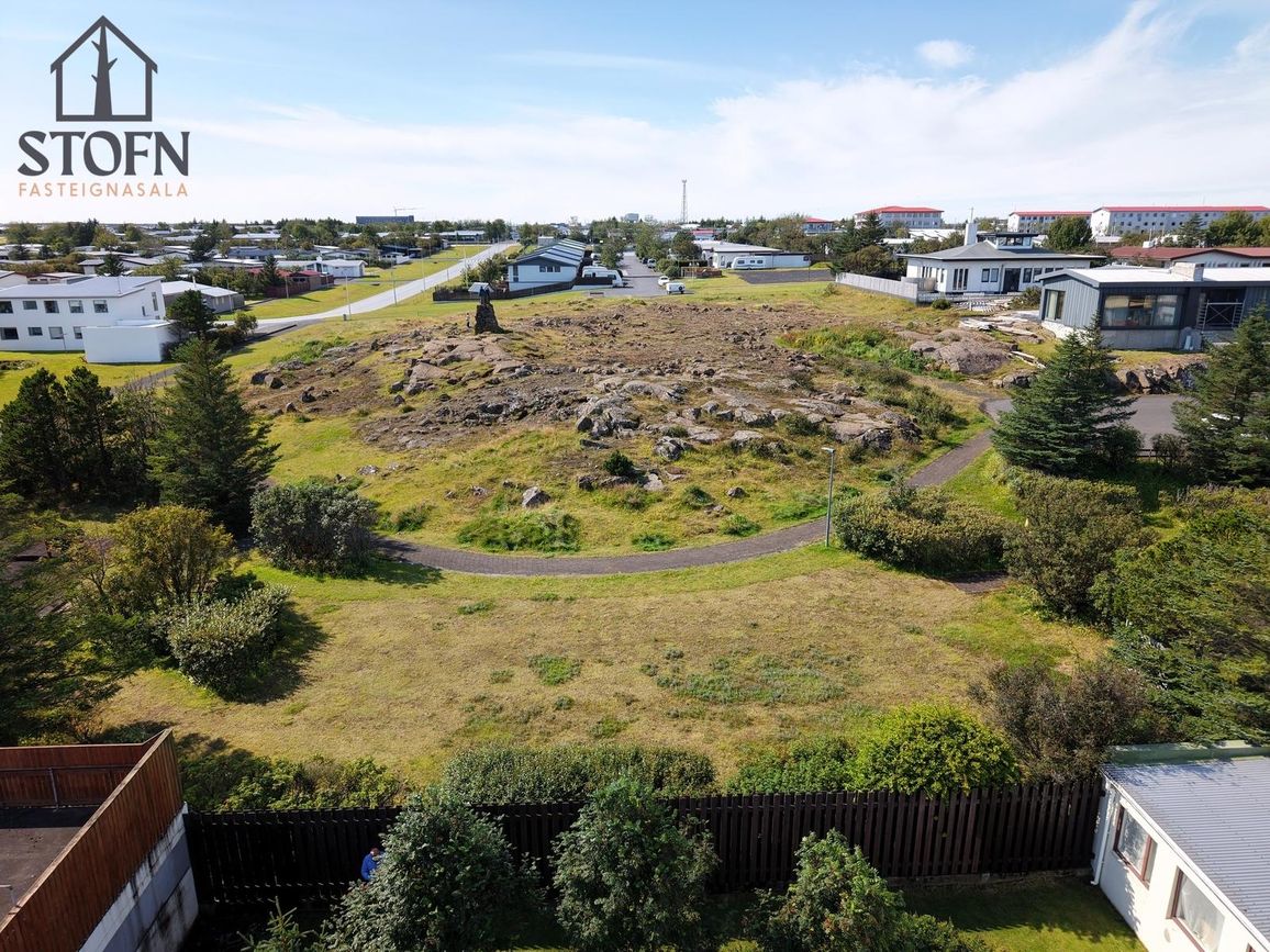 Smáratún 37, 230 Reykjanesbær
