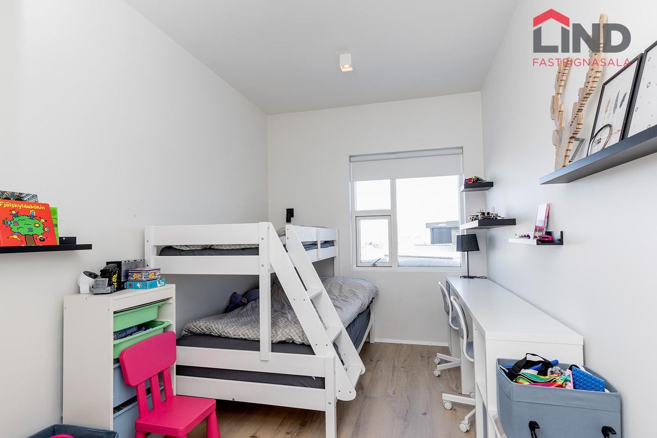 Urriðaholtsstræti 38 - 0403, 210 Garðabær
