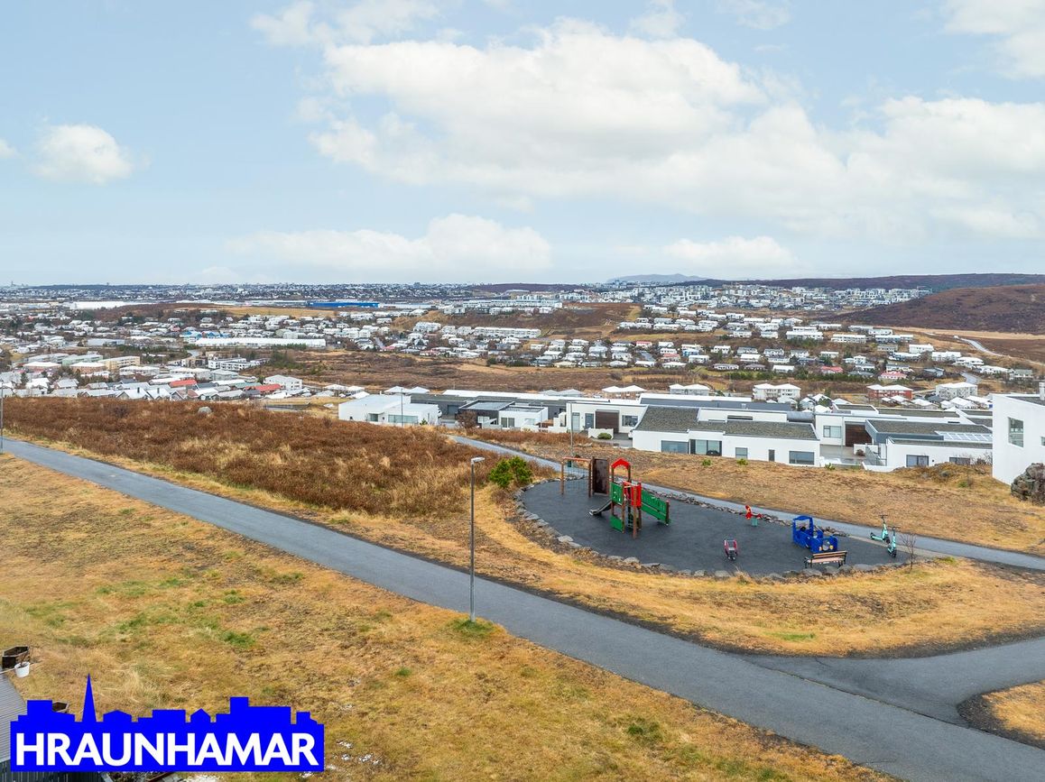 Þrastarás 75, 221 Hafnarfjörður