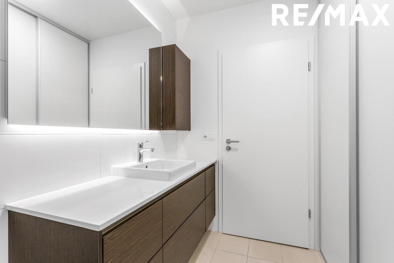 Grandavegur 42B, 107 Reykjavík