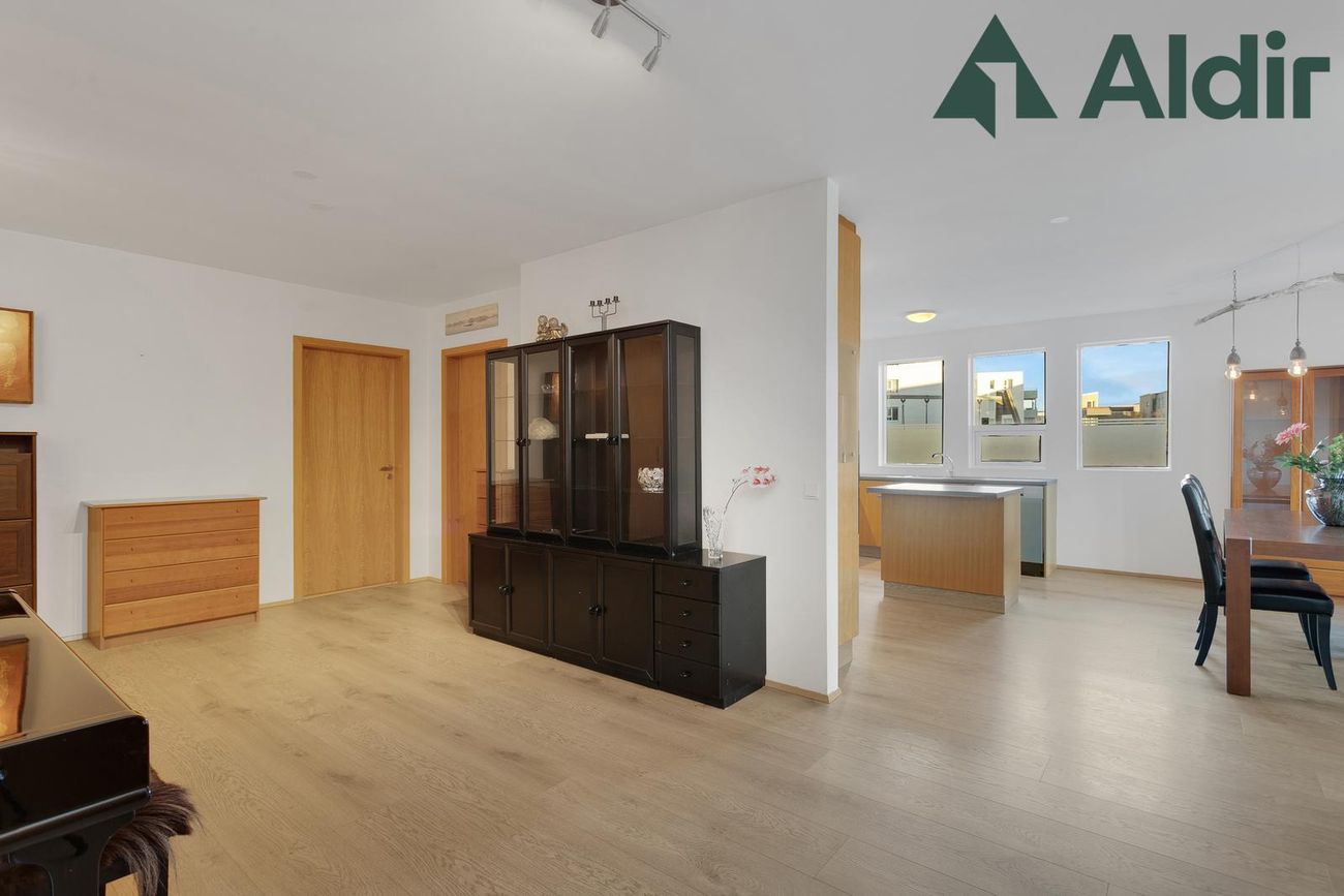 Berjavellir 3, 221 Hafnarfjörður