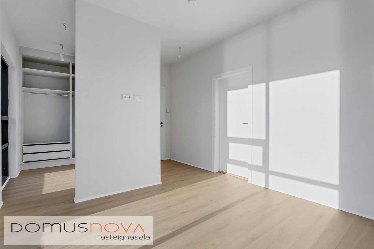 Jöfursbás 5D - 0401, 112 Reykjavík