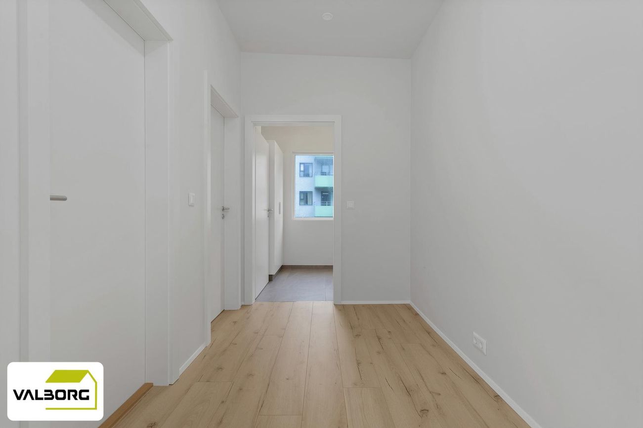 Skipalón 3, 220 Hafnarfjörður