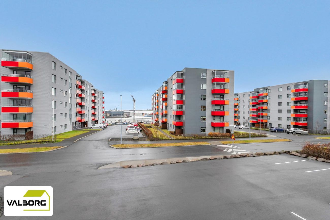 Skipalón 3, 220 Hafnarfjörður