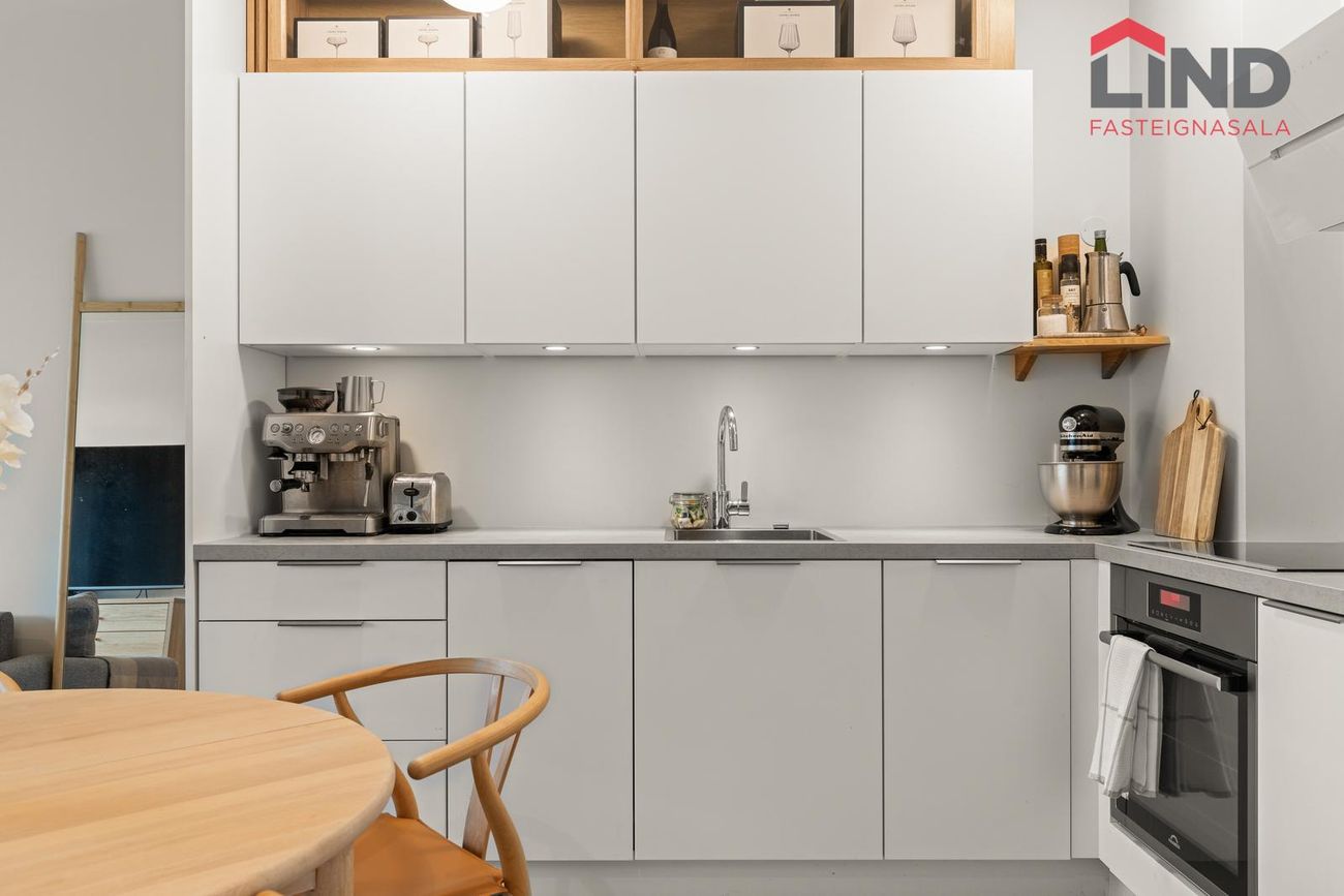 Lágaleiti 3 - 0103, 103 Reykjavík