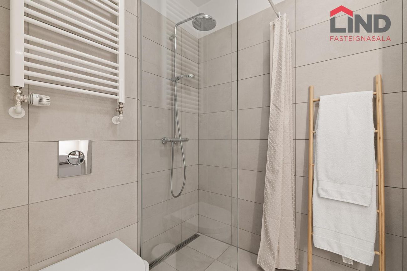 Lágaleiti 3 - 0103, 103 Reykjavík