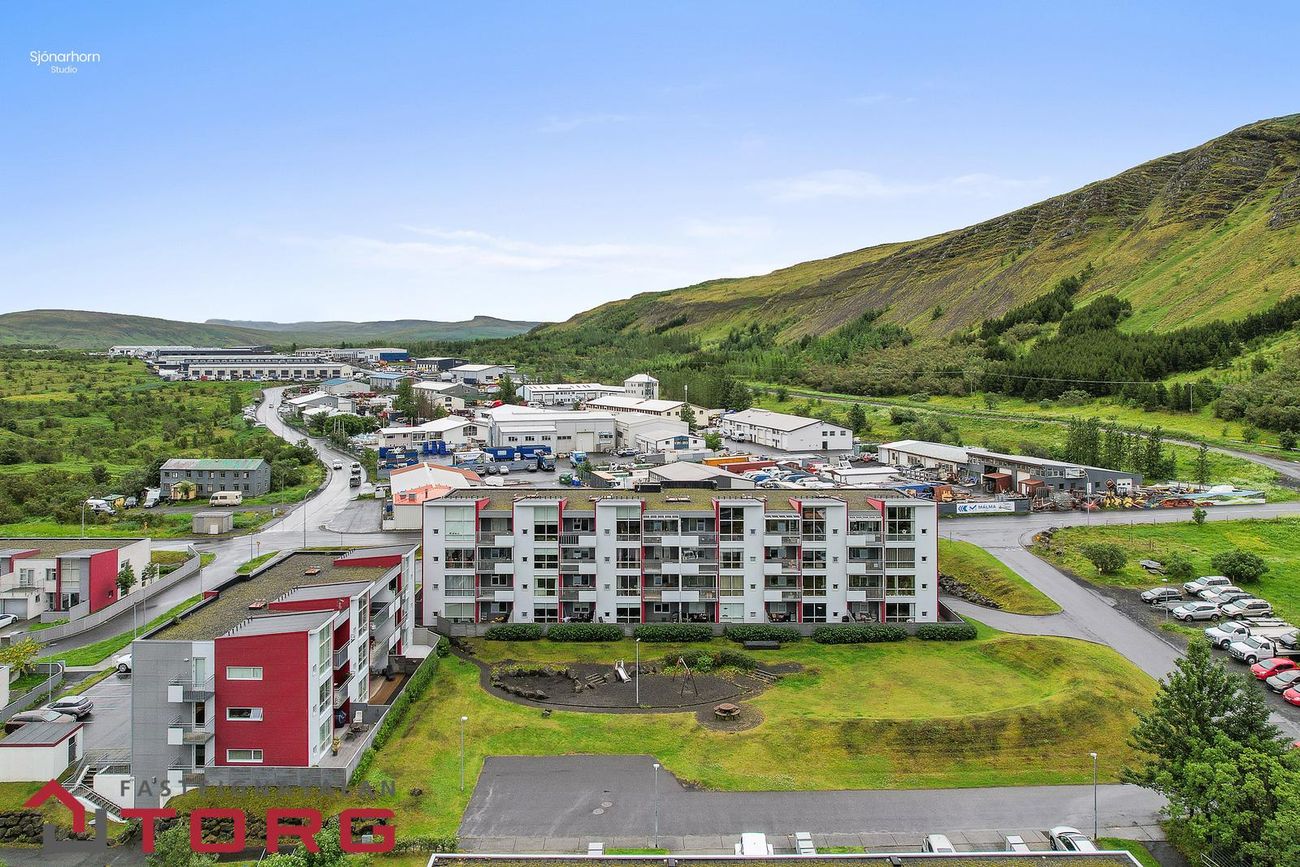 Rauðamýri 1 - 0302, 270 Mosfellsbær