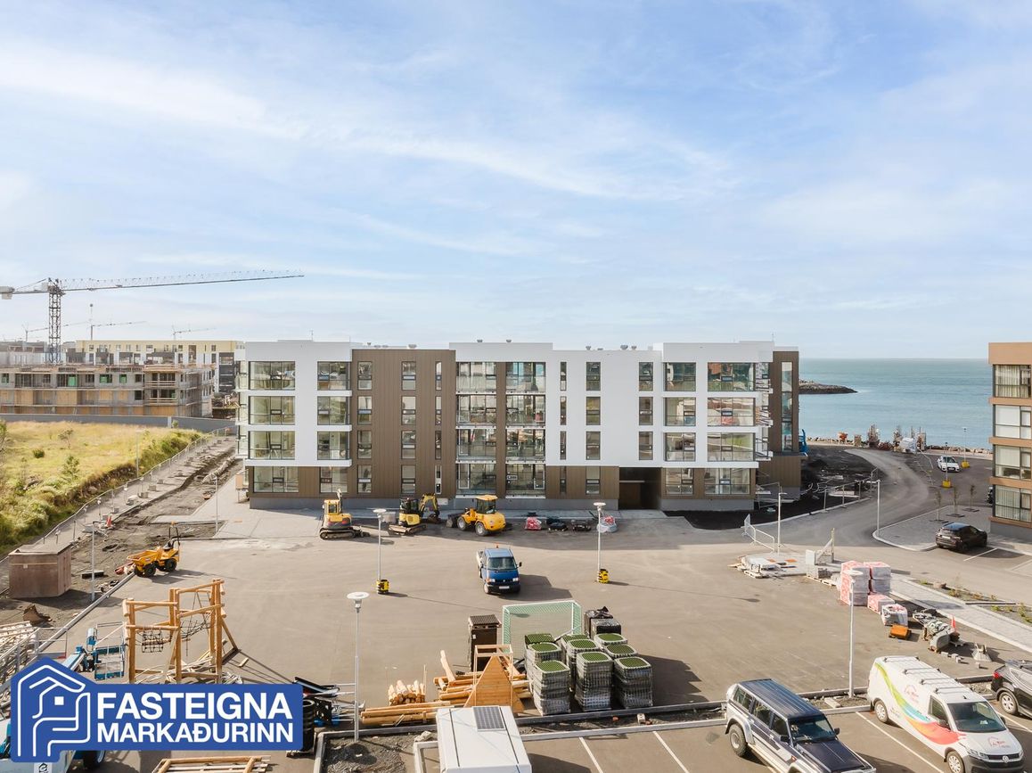 Naustavör 64 - 0104, 200 Kópavogur