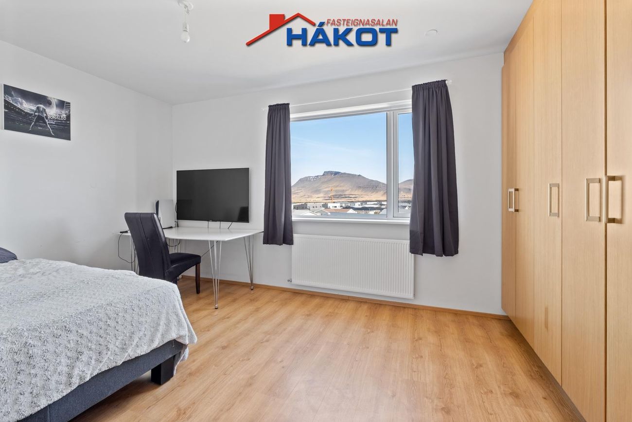 Holtsflöt 4 - 0404, 300 Akranes