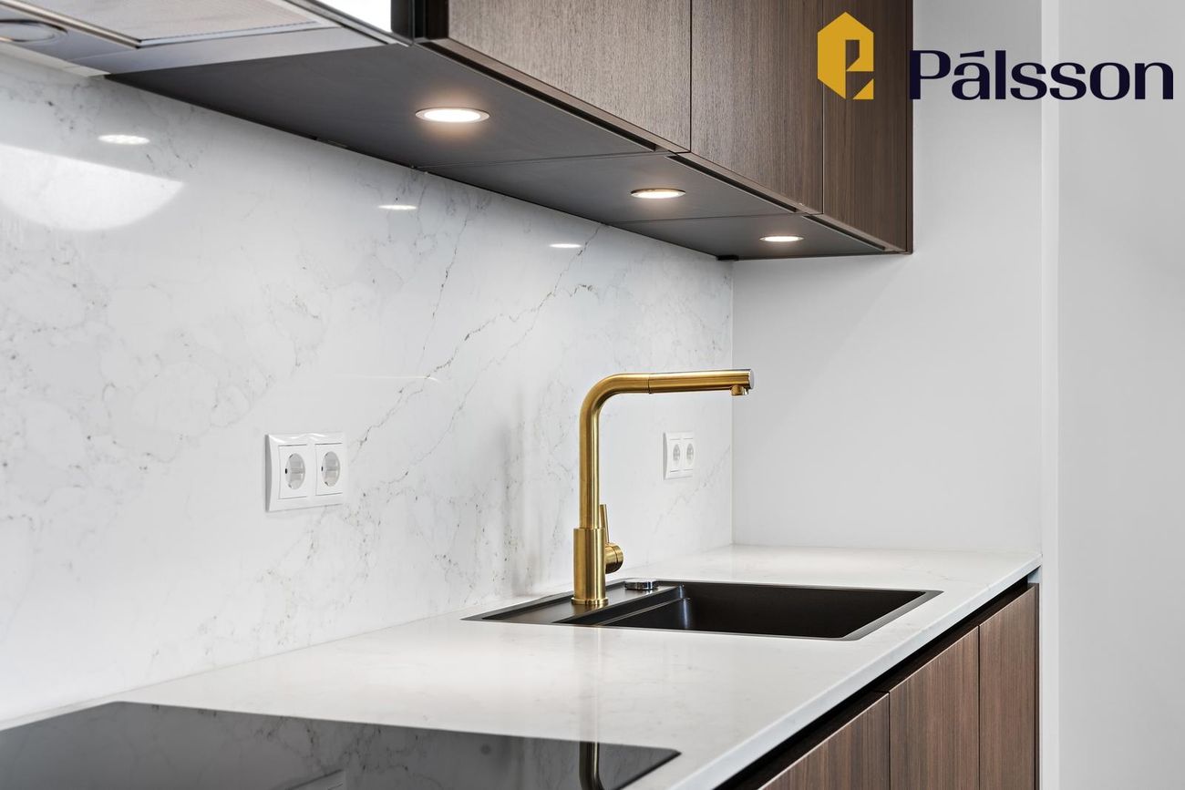 Valshlíð 1 - 0202, 102 Reykjavík