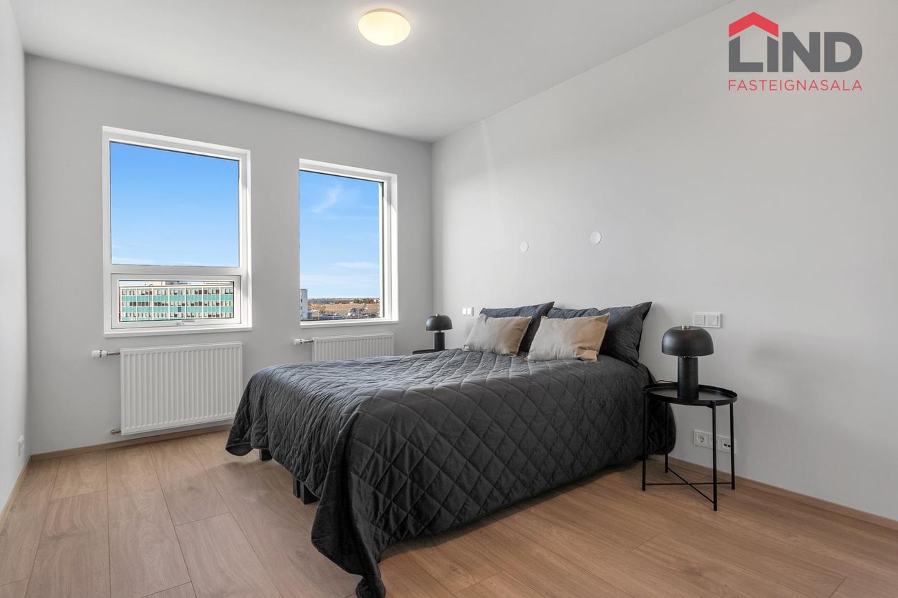 Hlíðarfótur 19, 102 Reykjavík