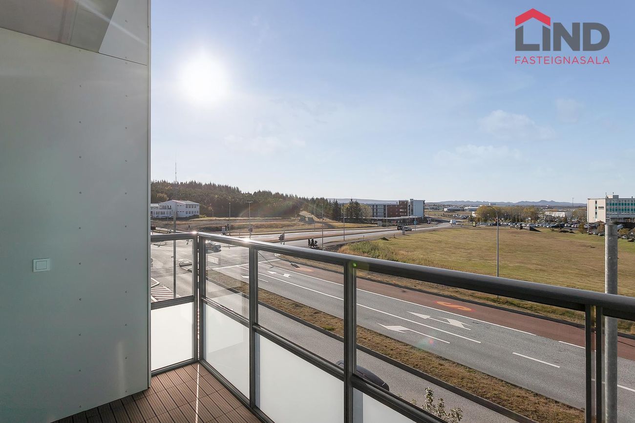 Hlíðarfótur 19, 102 Reykjavík