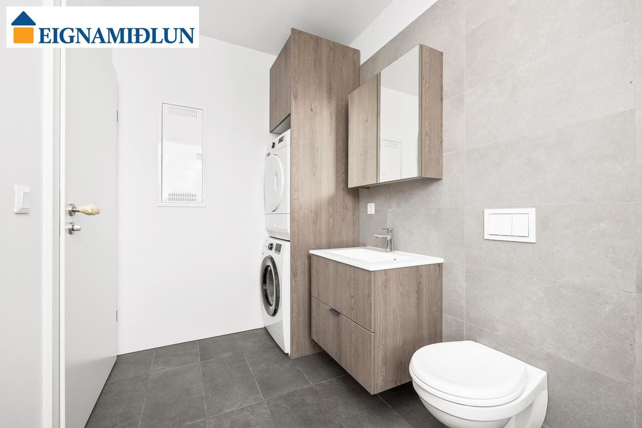 Brautarholt 4A, 105 Reykjavík