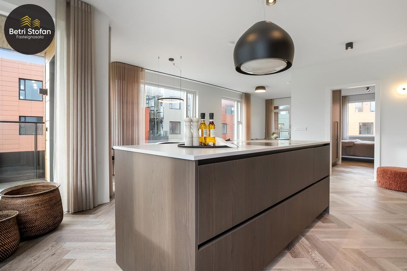 Vetrarbraut 2B - 0307, 210 Garðabær