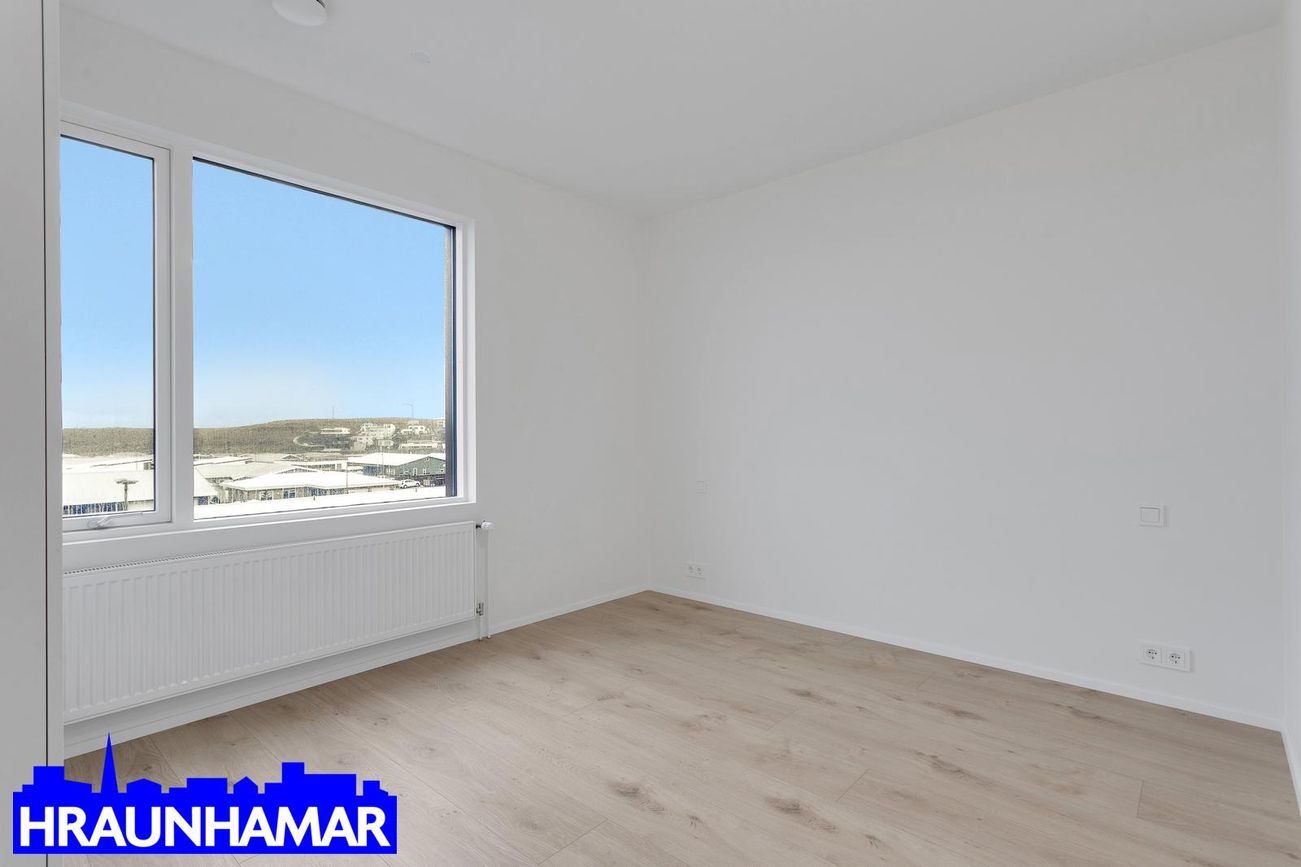 Áshamar 18 - 0502, 221 Hafnarfjörður