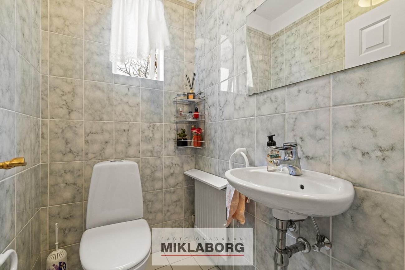 Hlíðarhjalli 30, 200 Kópavogur