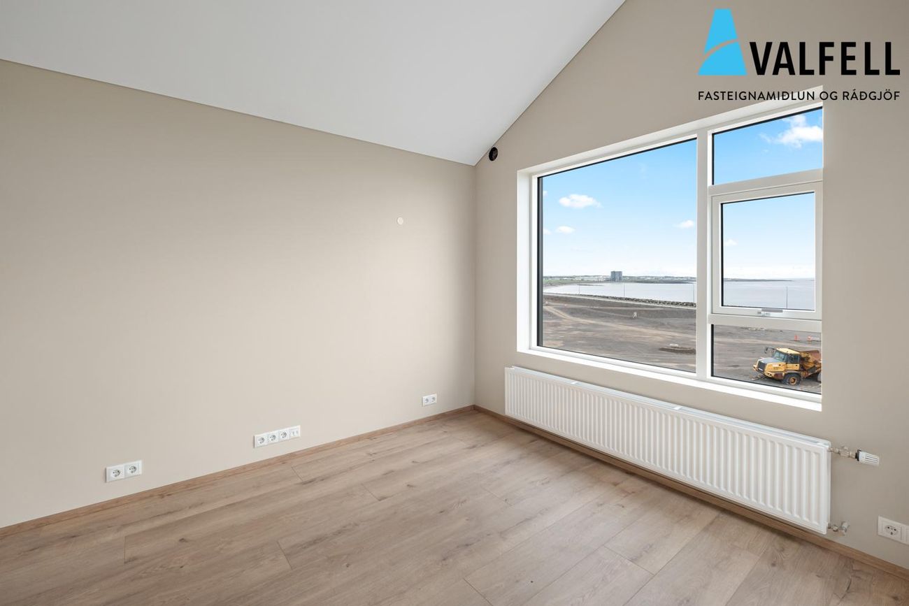 Sementsbraut 15, 300 Akranes