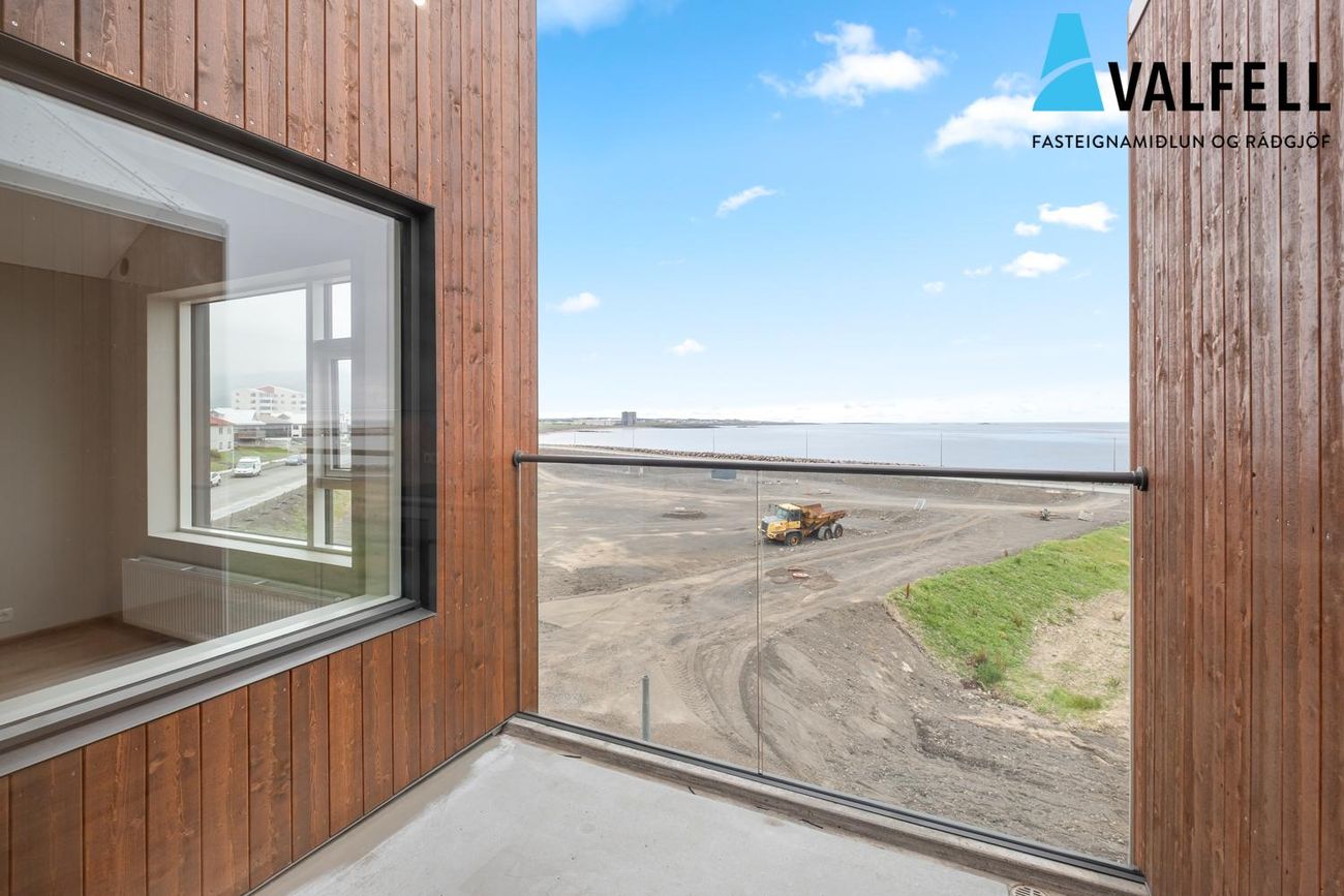 Sementsbraut 15, 300 Akranes