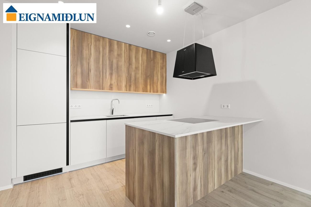 Skólatröð 8 - 0116, 200 Kópavogur