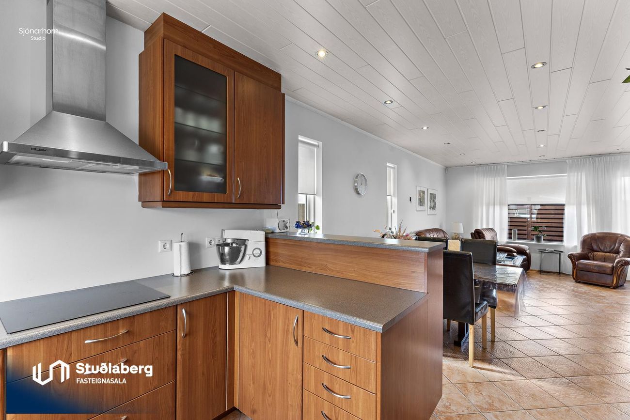 Vallargata 38 - 0101, 245 Sandgerðisbær