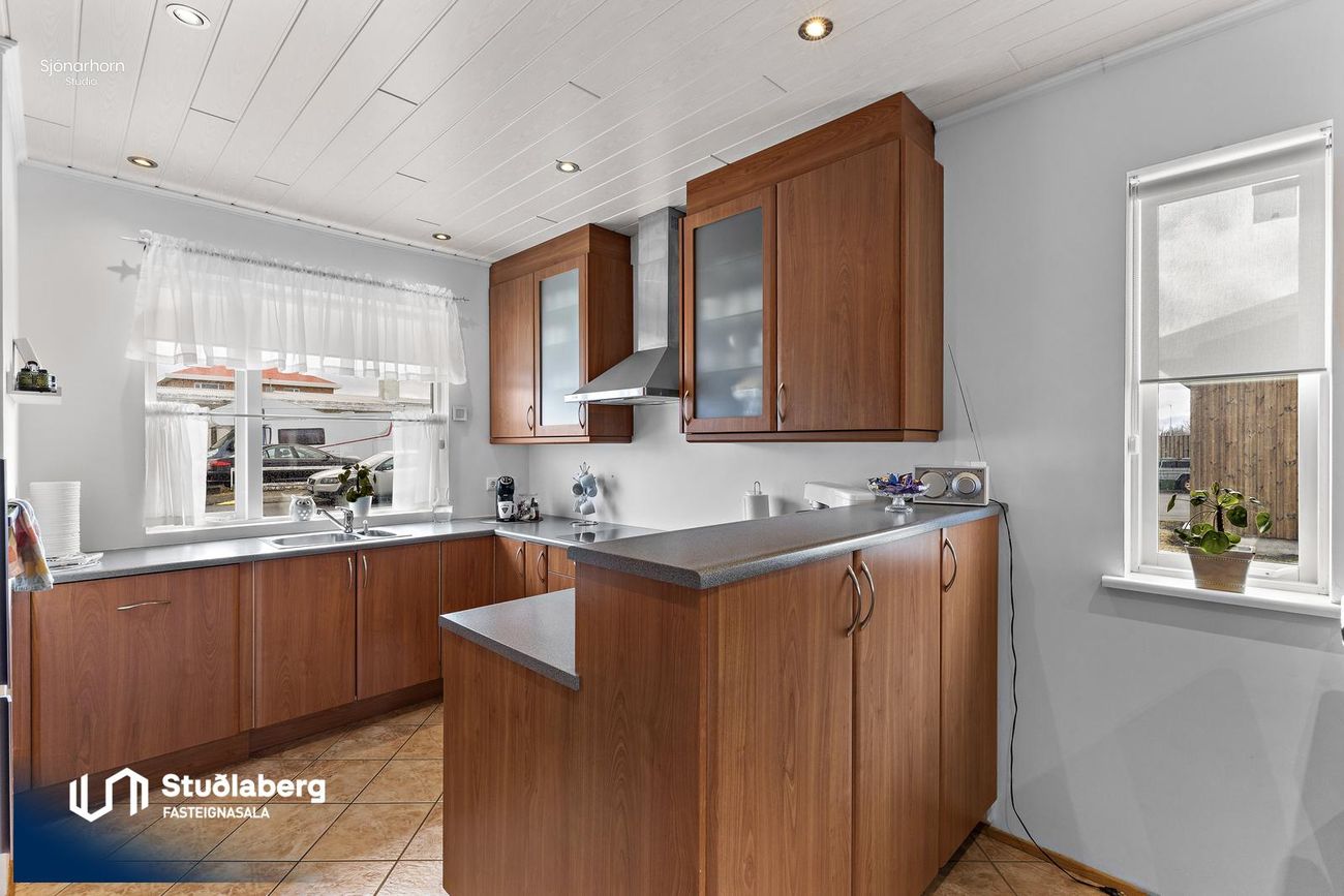 Vallargata 38 - 0101, 245 Sandgerðisbær