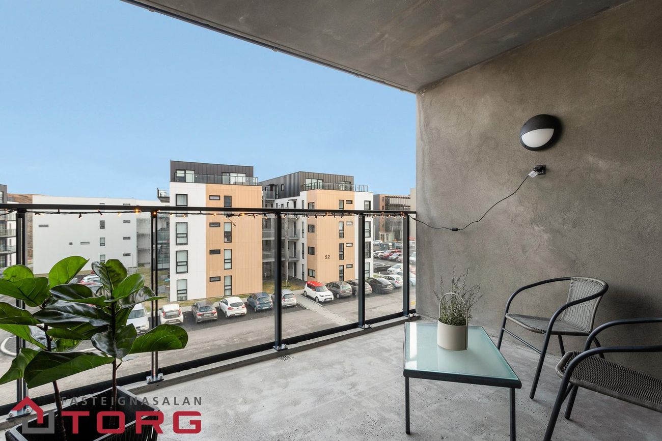 Áshamar 6 - 0602, 221 Hafnarfjörður