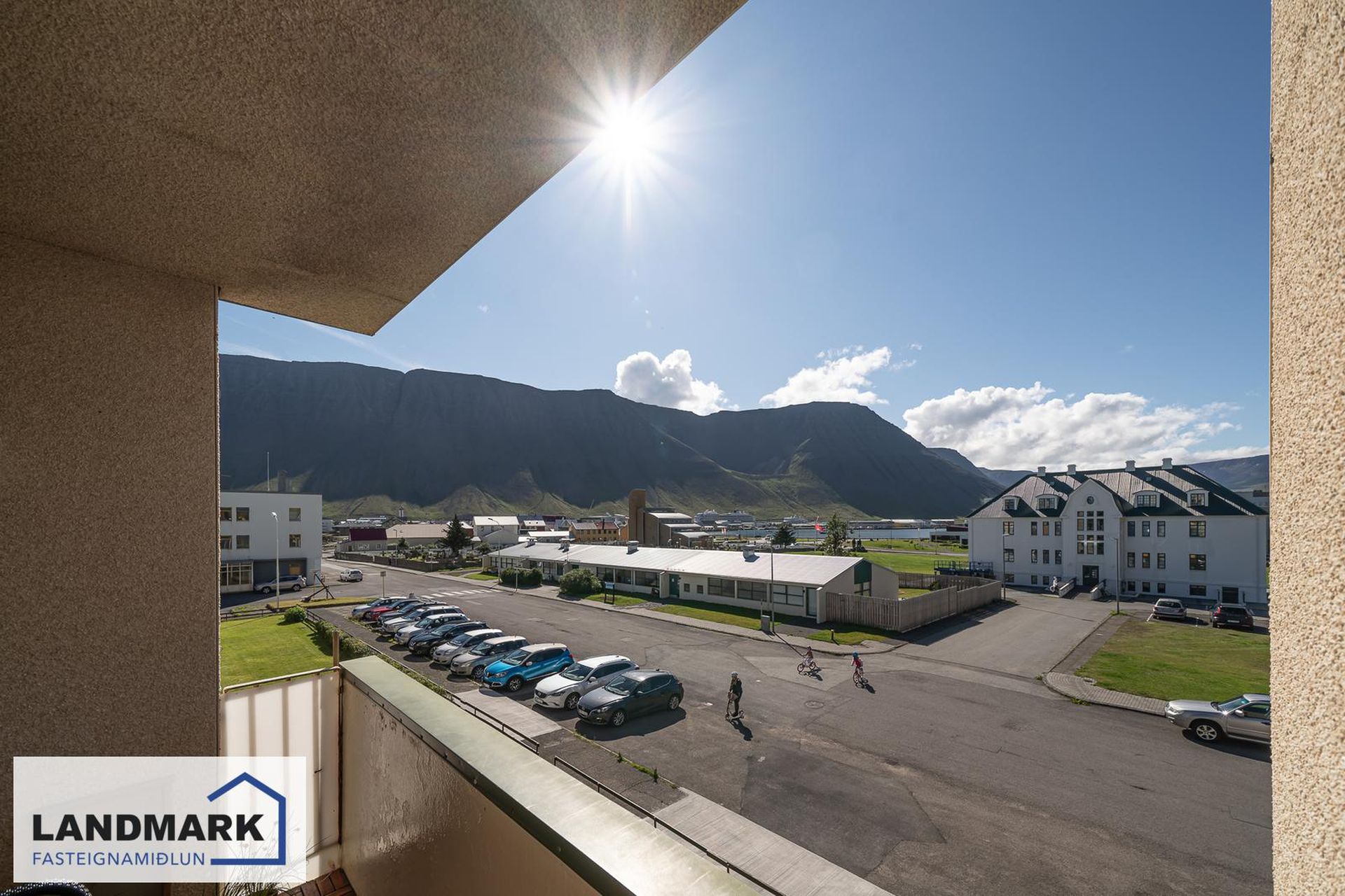 Eyrargata 8, 400 Ísafjarðarbær