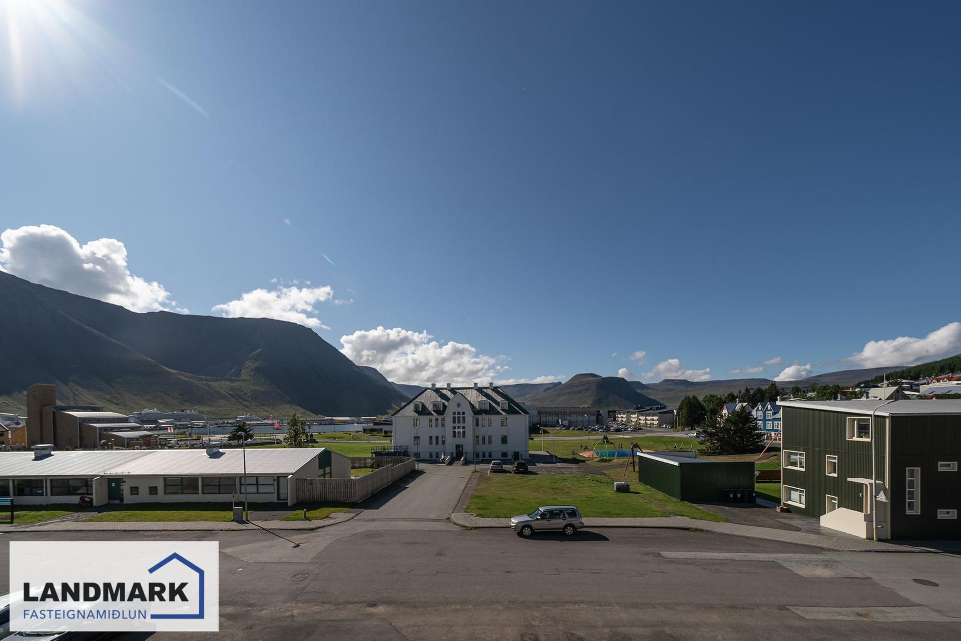 Eyrargata 8, 400 Ísafjarðarbær