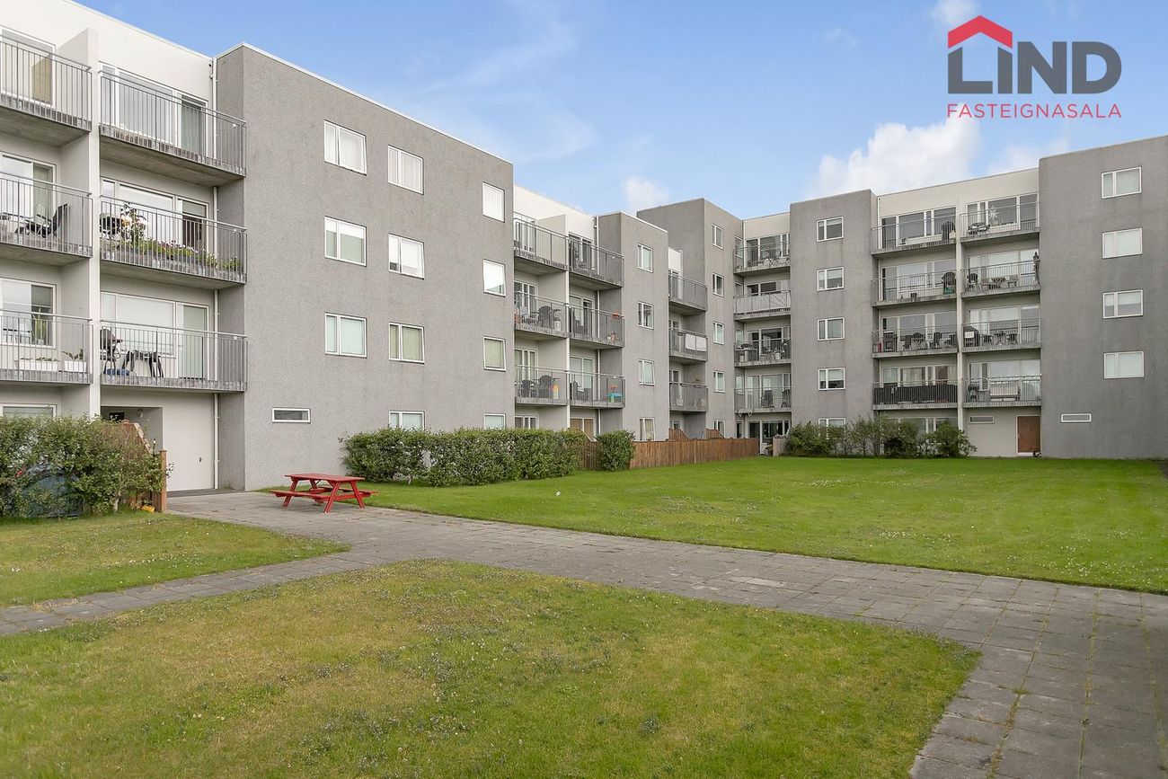 Þórðarsveigur 6, 113 Reykjavík