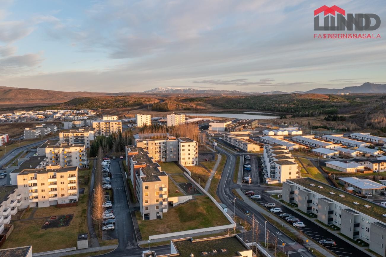 Þórðarsveigur 6, 113 Reykjavík