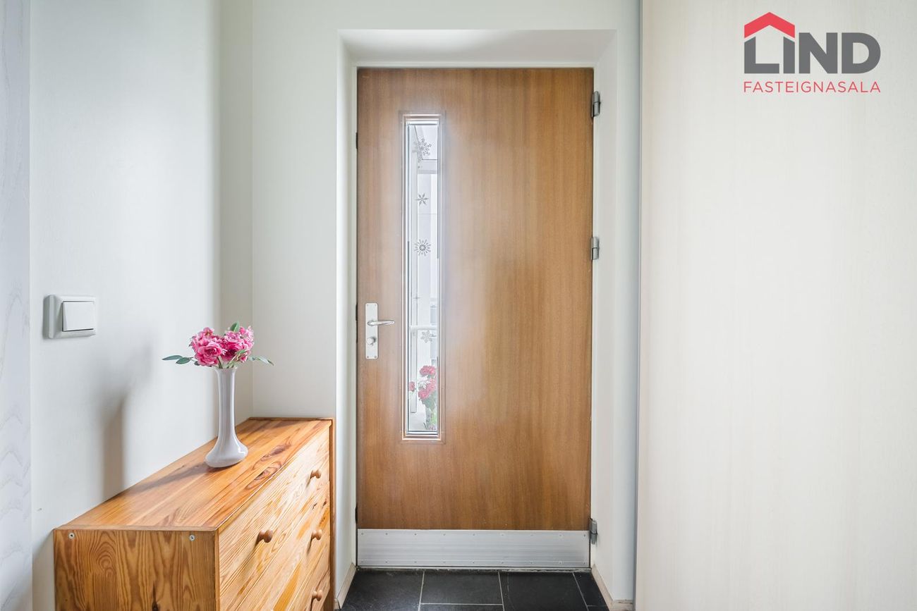 Þórðarsveigur 6, 113 Reykjavík