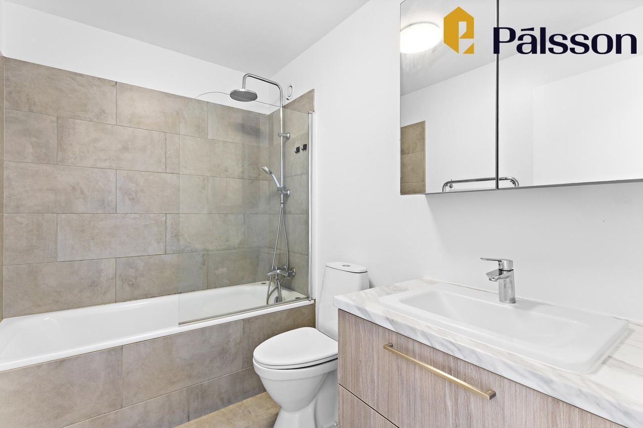 Breiðbraut 670A, 262 Reykjanesbær